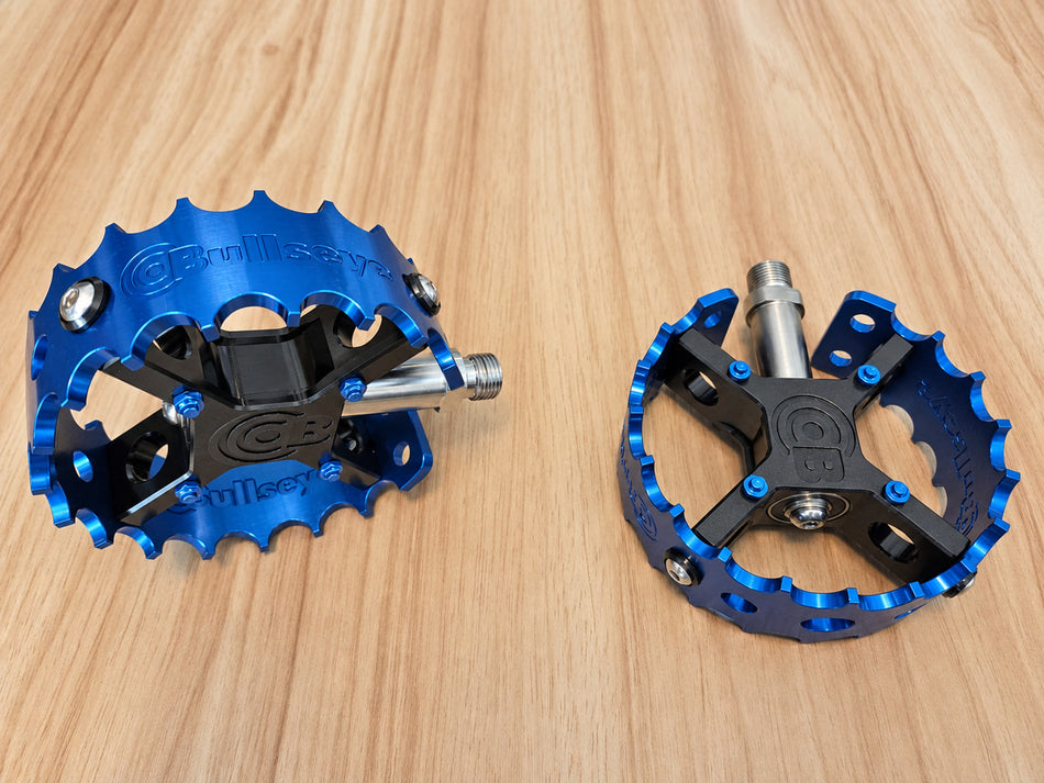 Bullseye Pro X Round Caged Pedals - Blue & Black