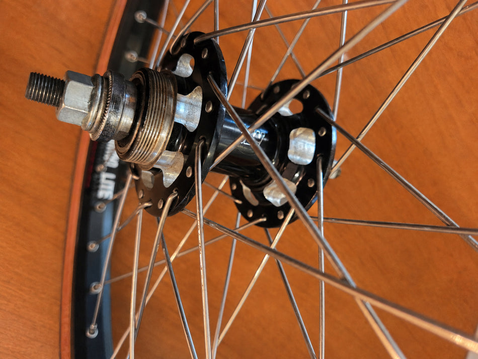 Motoking 20" Sealed Bearing 36h Wheelset - Black and Silver