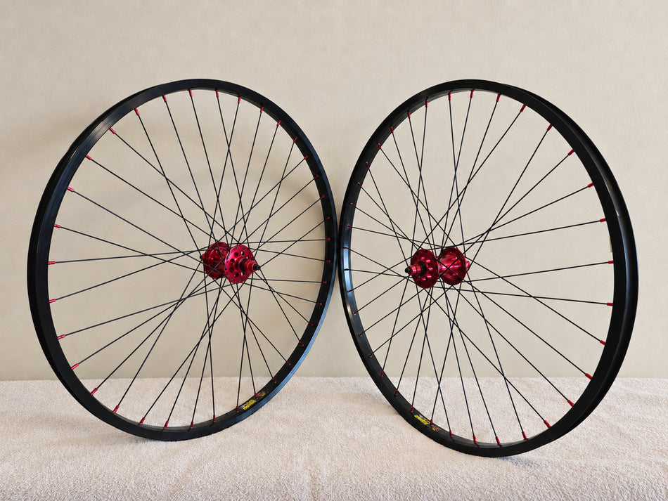 TNT 29" 1st Gen Revolver Sealed Freewheel Wheelset - 36h - 3/8" axles - Red & Black